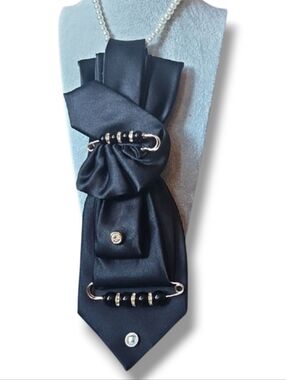 Unique Black Satin Cravat Tie with Ornate Brooch Accessory